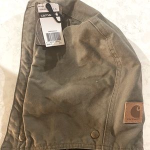 Carhartt hood attachment for jacket/coat.